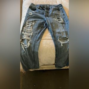 size 6 American Eagle both a lose fit high waist fit